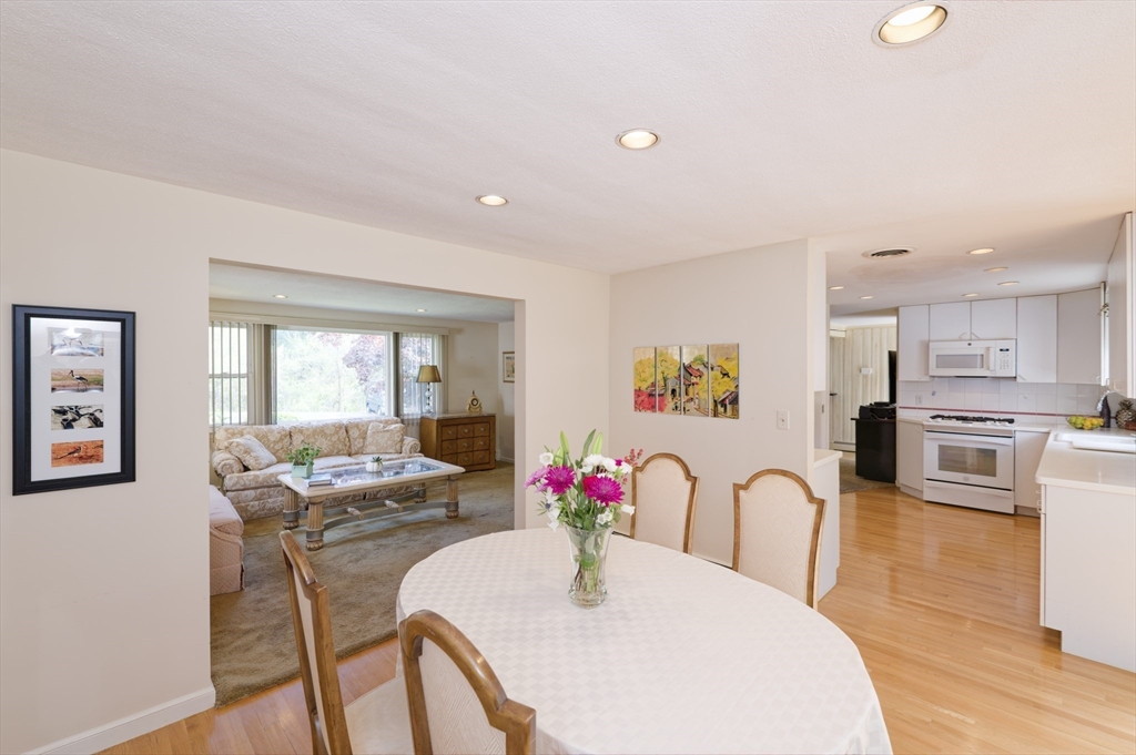 277 Rosemary Street Needham, MA 02494 - Photo 7 of 41