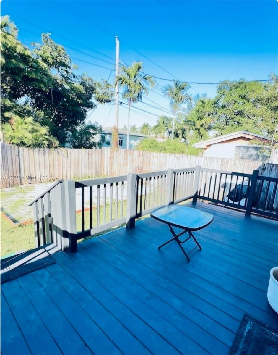 8281 Southwest 28th Street, Unit A Miami, FL 33155 - Photo 29 of 32
