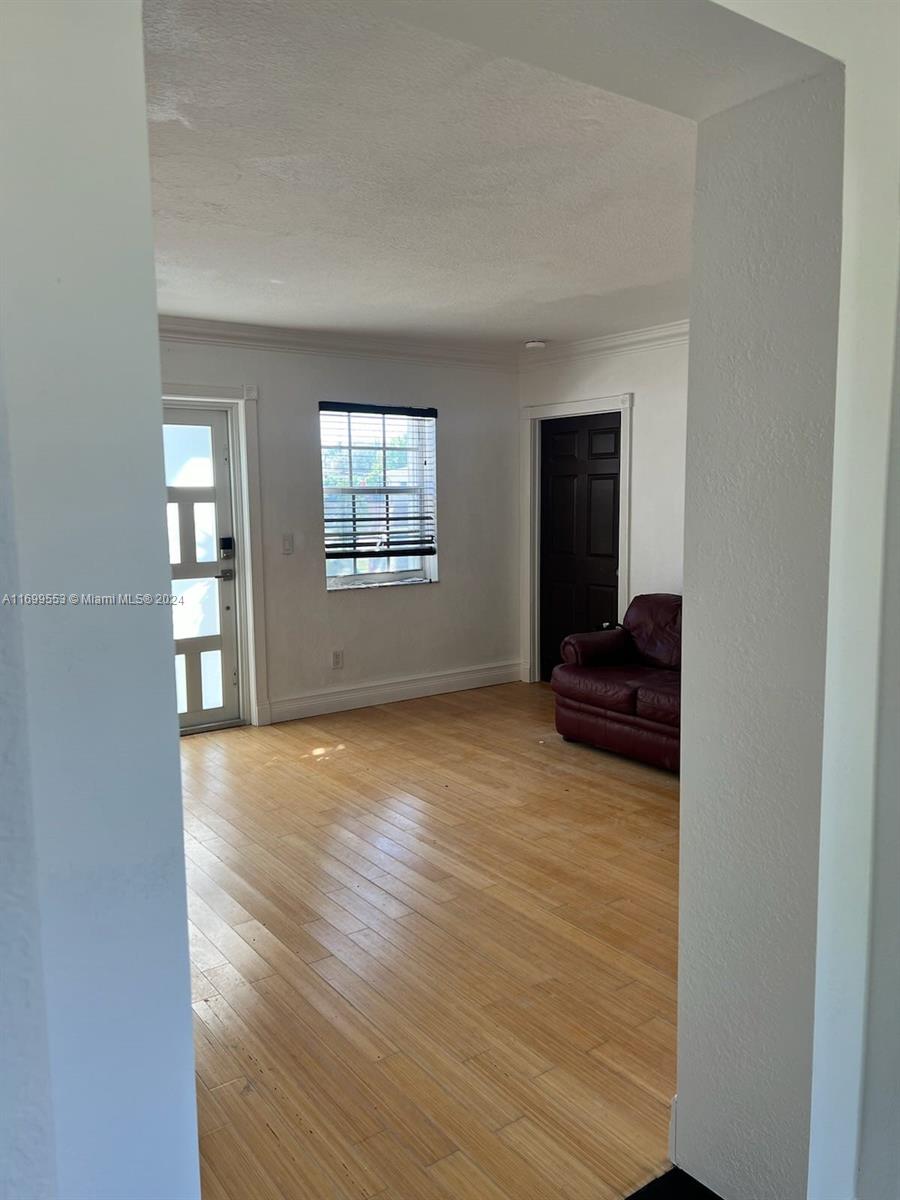 8281 Southwest 28th Street, Unit A Miami, FL 33155 - Photo 6 of 32