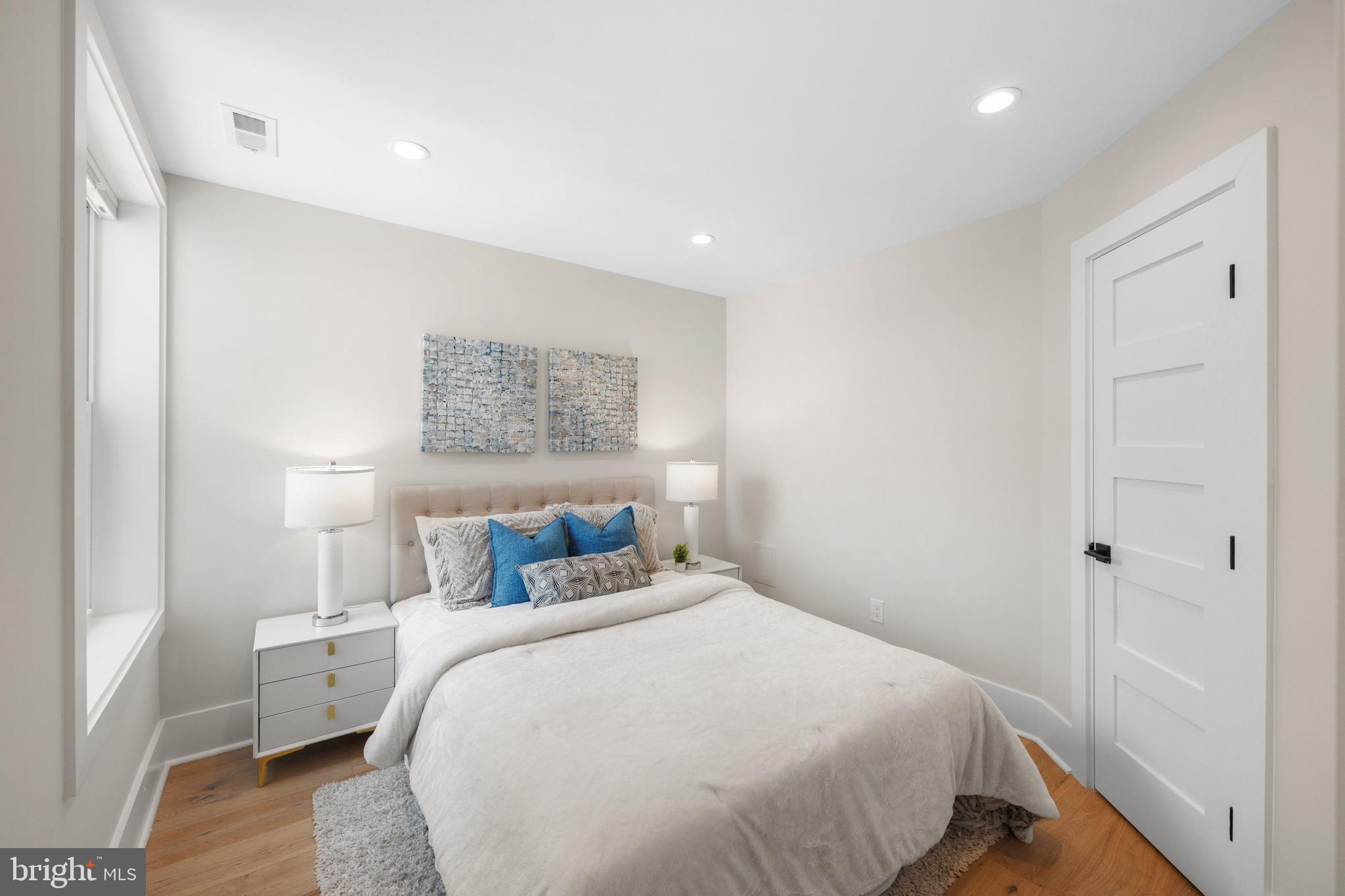 1421 Meridian Place Northwest Washington, DC 20010 - Photo 22 of 41