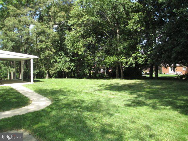 3560 Harrowgate Road York, PA 17402 - Photo 7 of 34 Gallery Image 7