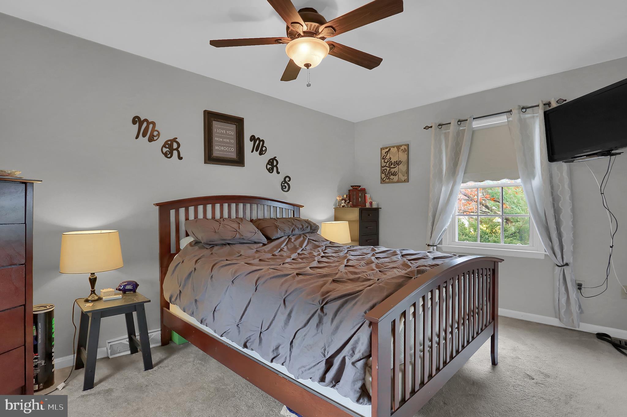 320 Diller Road Hanover, PA 17331 - Photo 14 of 27 Main level master bedroom