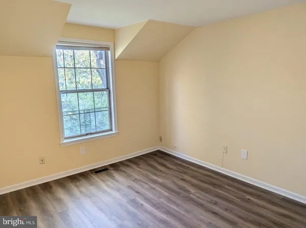 $2,100 | 14449 Gringsby Court, Centreville, VA 20120