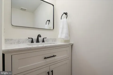 $450,000 | 8440 Oak Bush Terrace, Columbia, MD 21045
