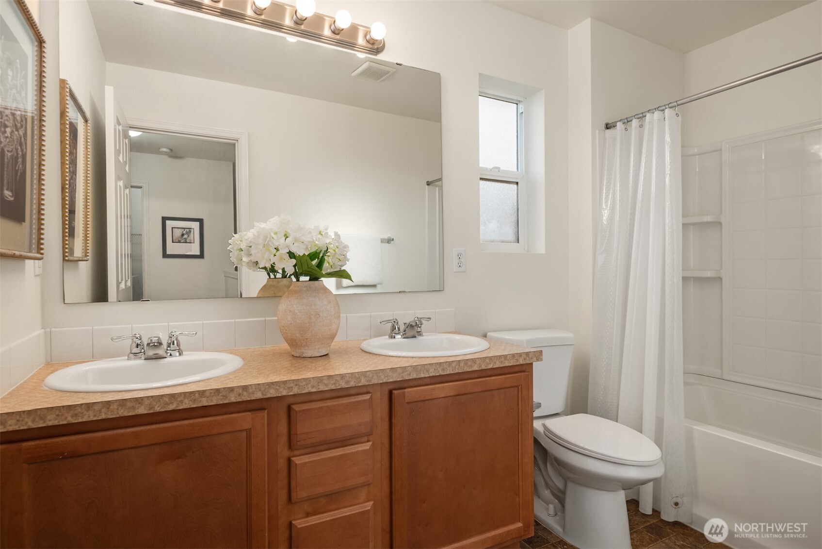 4135 240 Place Southeast Bothell, WA 98021 - Photo 20 of 36