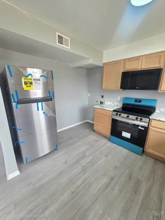 $584,900 | 5 Douglas Lane, Pueblo, CO 81001