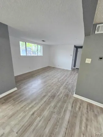 $584,900 | 5 Douglas Lane, Pueblo, CO 81001