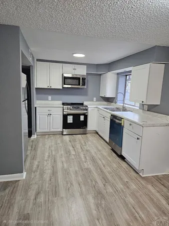 $584,900 | 5 Douglas Lane, Pueblo, CO 81001