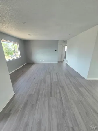 $584,900 | 5 Douglas Lane, Pueblo, CO 81001