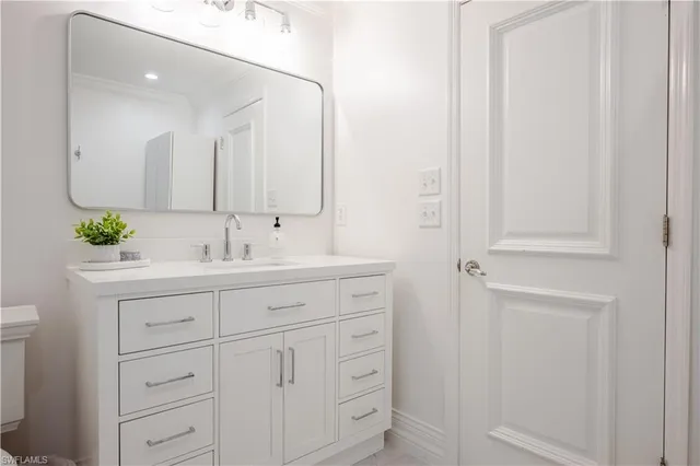 $3,750,000 | 13189 Valewood Drive, Naples, FL 34119