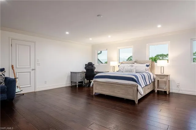 $3,750,000 | 13189 Valewood Drive, Naples, FL 34119