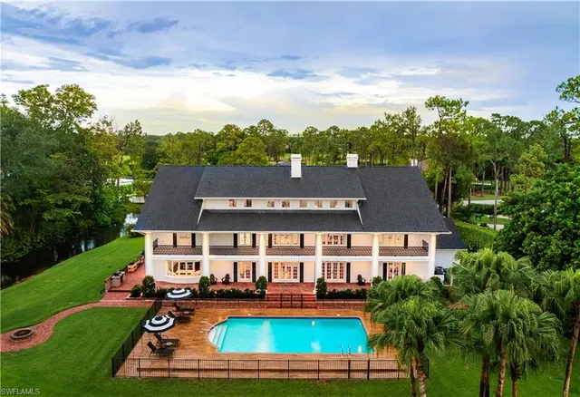 $3,750,000 | 13189 Valewood Drive, Naples, FL 34119