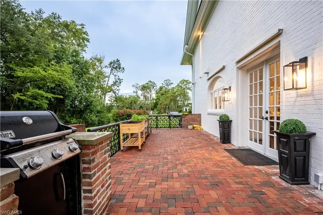 $3,750,000 | 13189 Valewood Drive, Naples, FL 34119