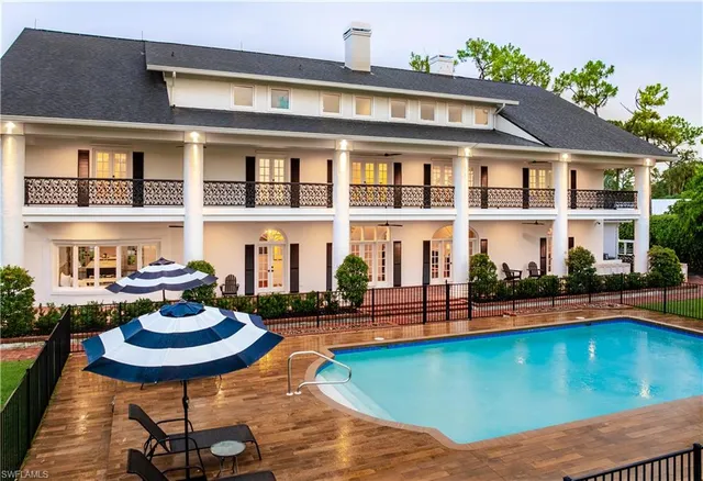$3,750,000 | 13189 Valewood Drive, Naples, FL 34119