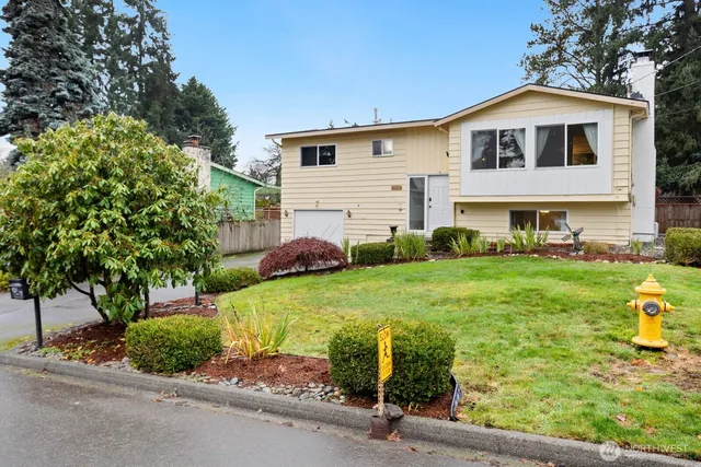 $3,000 | 2433 199th Place Southwest, Lynnwood, WA 98036