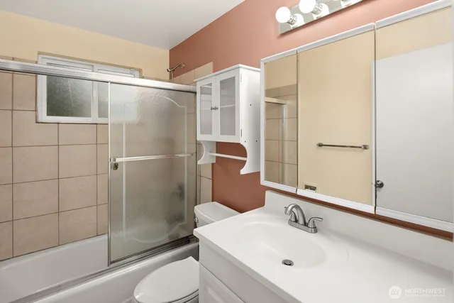 $3,000 | 2433 199th Place Southwest, Lynnwood, WA 98036