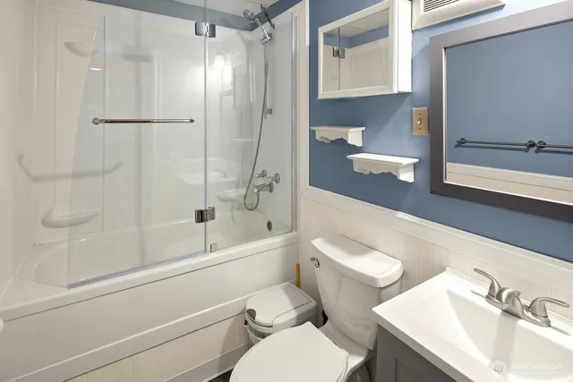 $3,000 | 2433 199th Place Southwest, Lynnwood, WA 98036