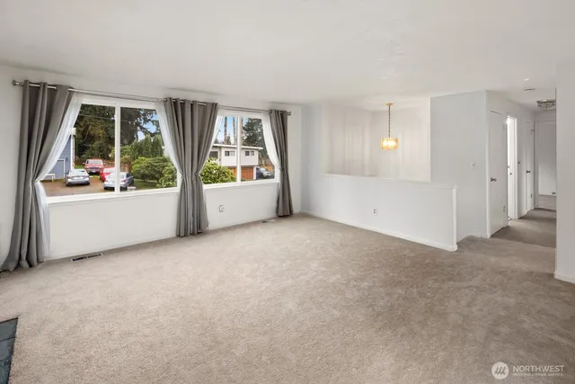 $3,000 | 2433 199th Place Southwest, Lynnwood, WA 98036