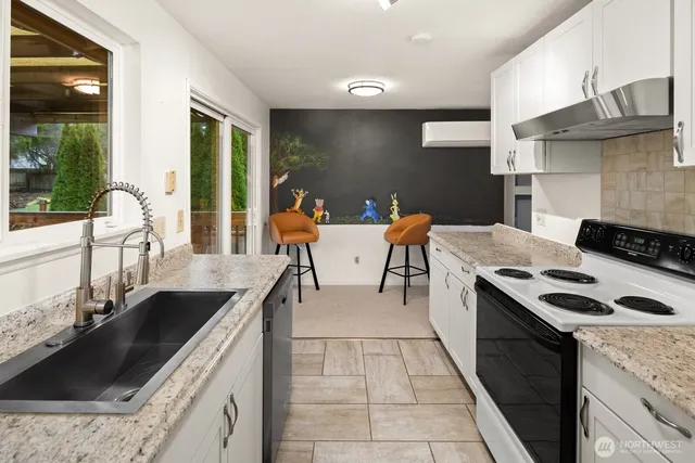 $3,000 | 2433 199th Place Southwest, Lynnwood, WA 98036