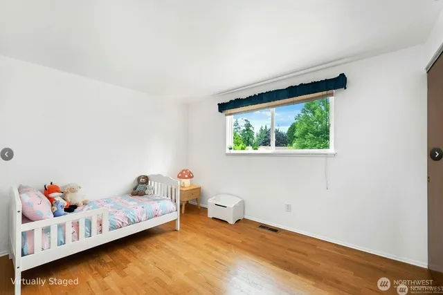 $3,000 | 2433 199th Place Southwest, Lynnwood, WA 98036