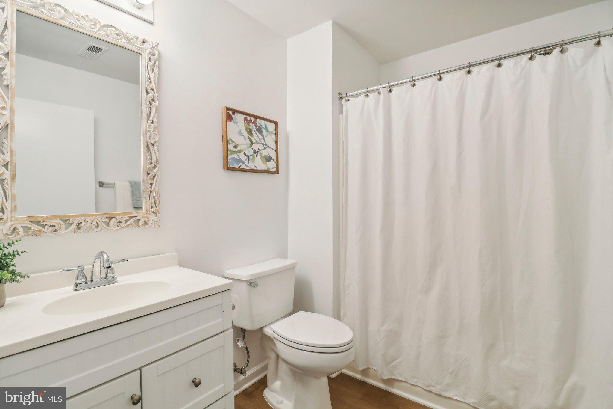9264 Cherry Lane, Unit 5 Laurel, MD 20708 - Photo 19 of 35 Owner's bath room