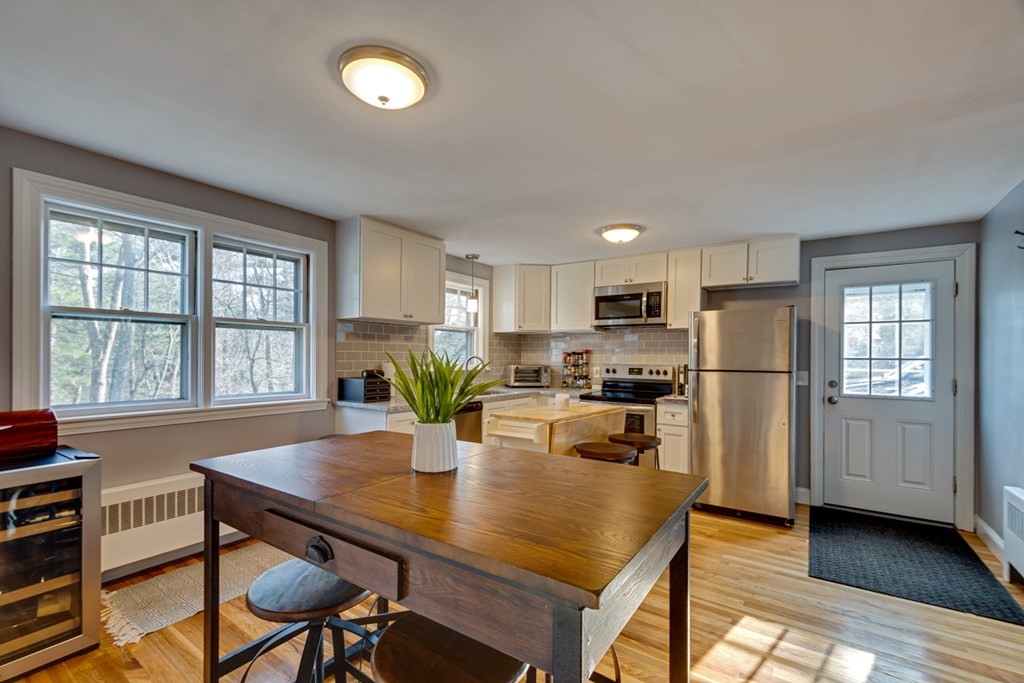 17 Howland Road Stoughton, MA 02072 - Photo 11 of 29 Gallery Image 11
