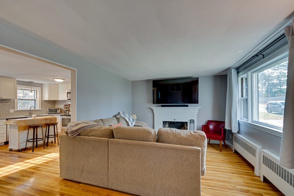 17 Howland Road Stoughton, MA 02072 - Photo 7 of 29 Gallery Image 7