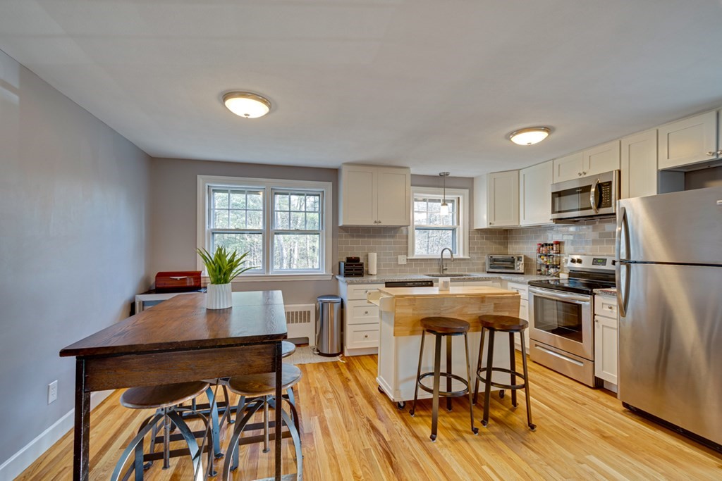 17 Howland Road Stoughton, MA 02072 - Photo 10 of 29 Gallery Image 10
