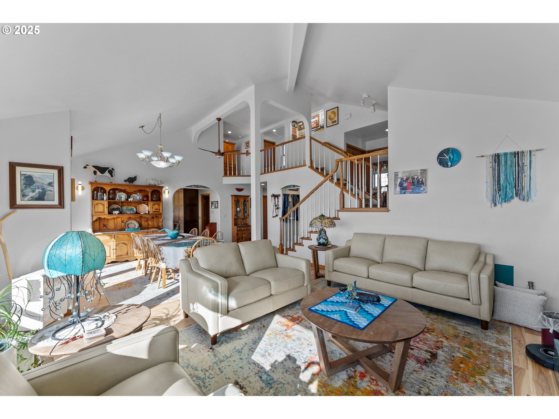 98686 Fox Drive Brookings, OR 97415 - Photo 25 of 48 a living room with furniture and a rug