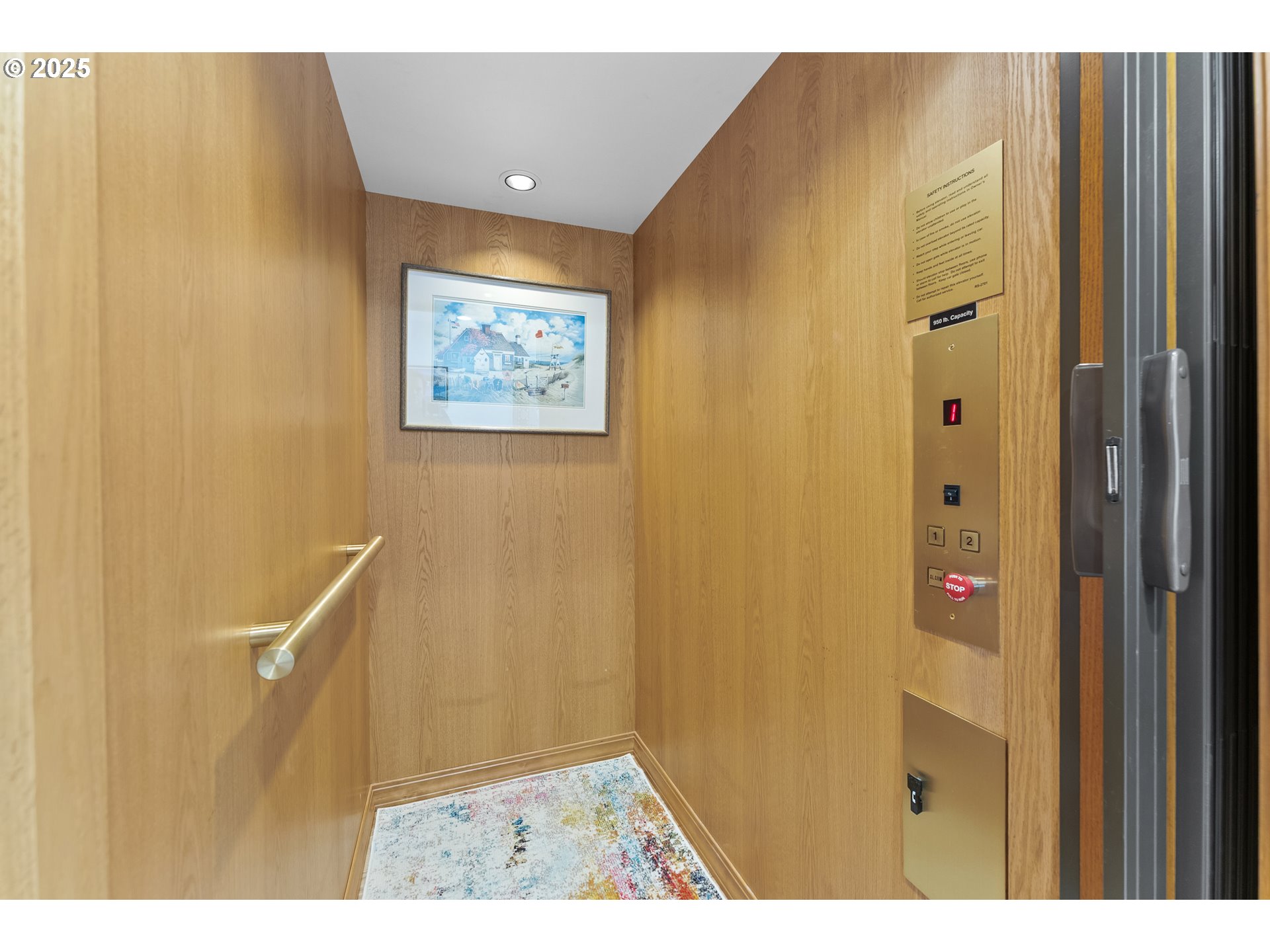 98686 Fox Drive Brookings, OR 97415 - Photo 38 of 48 a view of an entryway