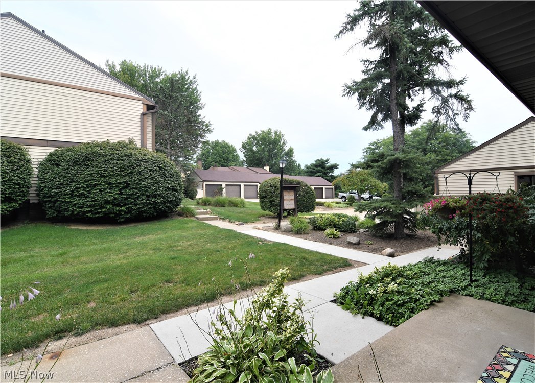 968 Hampton Ridge Drive Akron, OH 44313 - Photo 18 of 24