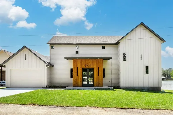 $1,670,000 | 2927 County Road 1708, Malakoff, TX 75148