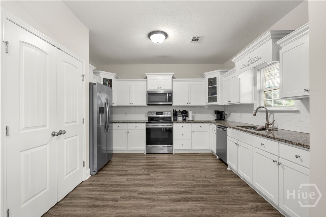 37 Douglas Road Allenhurst, GA 31301 - Photo 13 of 36