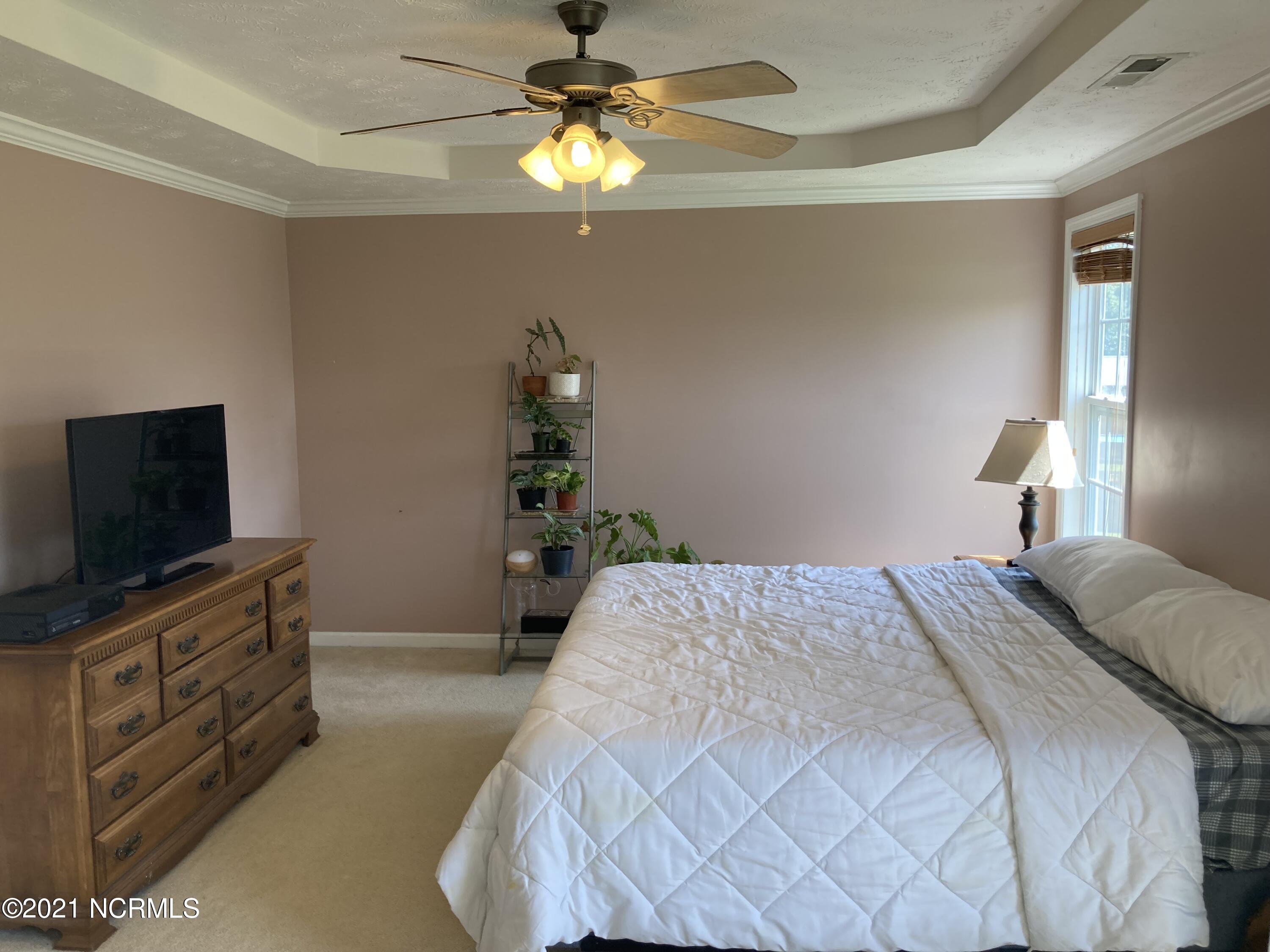 305 Trappers Road Hubert, NC 28539 - Photo 16 of 36 Master bedroom 5