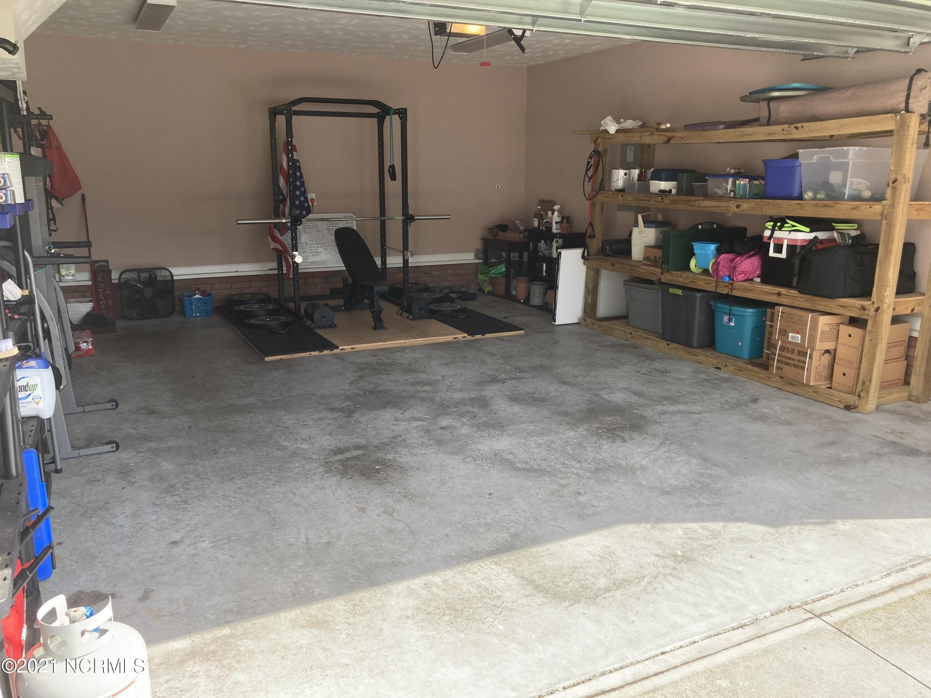 305 Trappers Road Hubert, NC 28539 - Photo 31 of 36 Garage 2