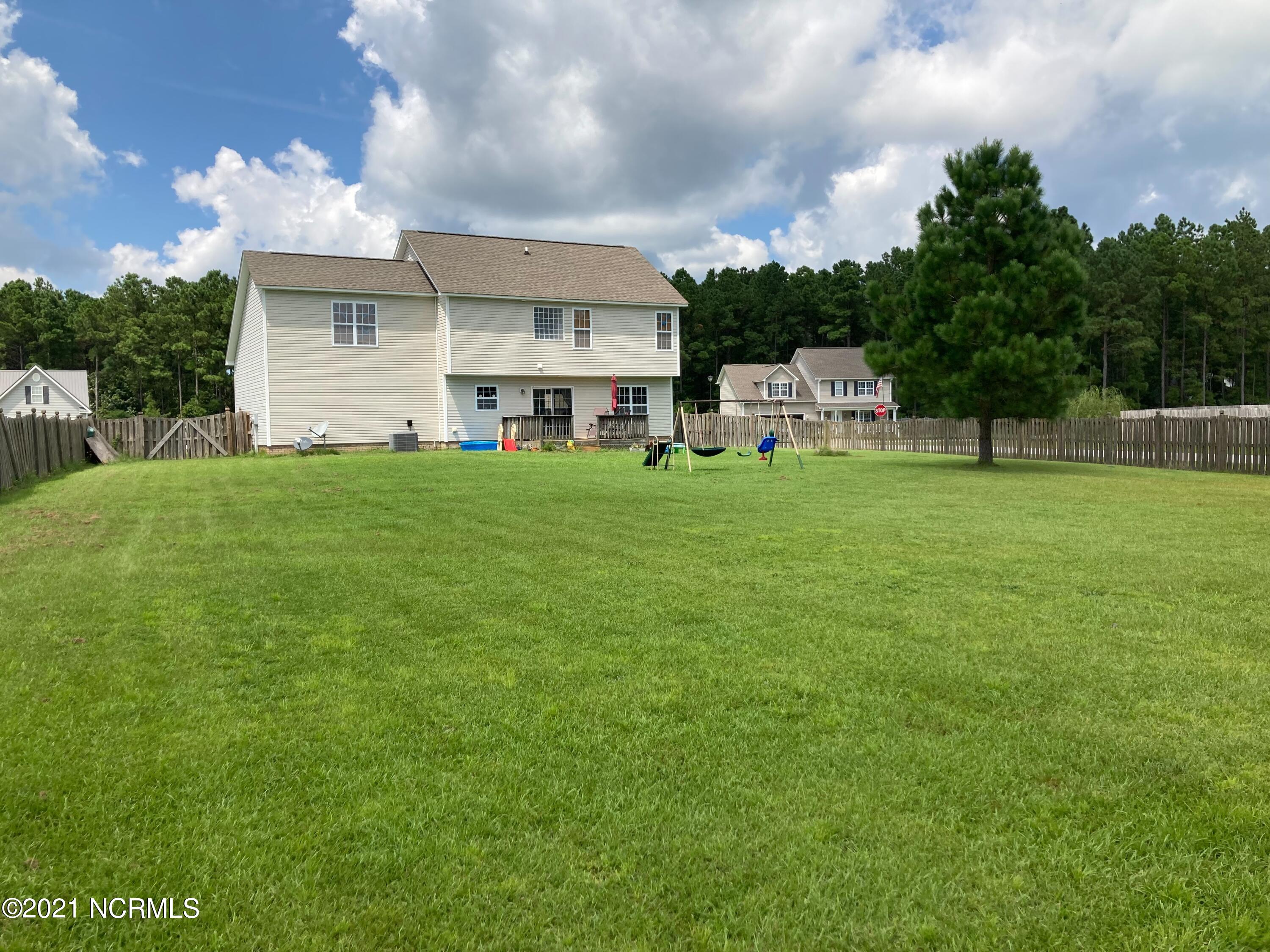 305 Trappers Road Hubert, NC 28539 - Photo 35 of 36 Backyard 7
