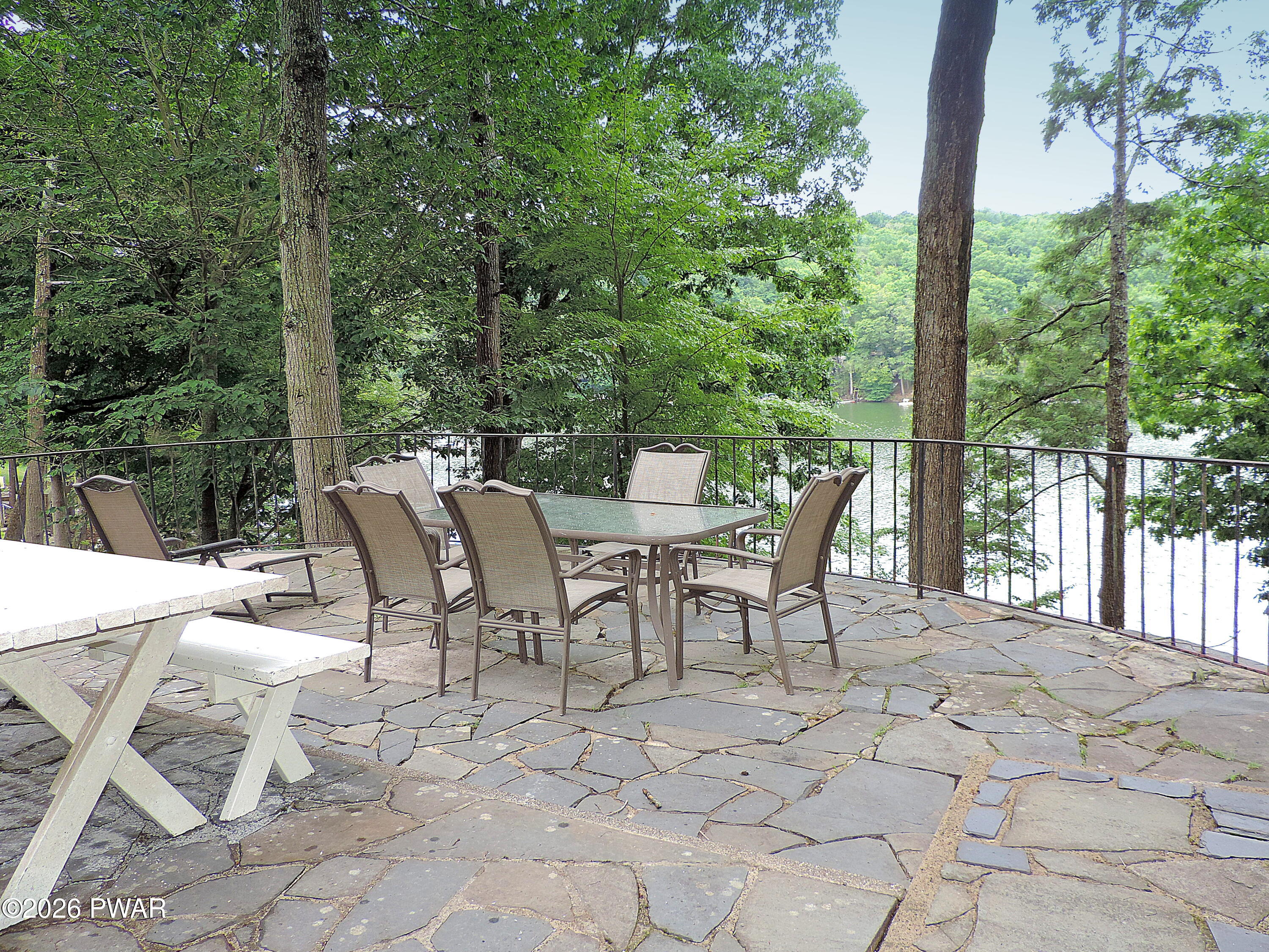 182 Lennon Road Greentown, PA 18426 - Photo 5 of 50