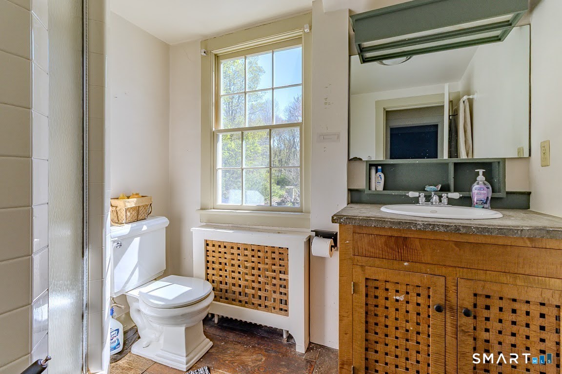 700 Watertown Road Middlebury, CT 06762 - Photo 28 of 40
