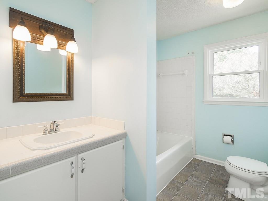 407 Ridgecrest Street Graham, NC 27253 - Photo 15 of 29 Gallery Image 15