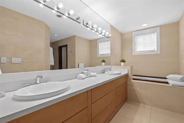 $15,000 | 19127 Fisher Island Drive, Unit 19127, Miami Beach, FL 33109