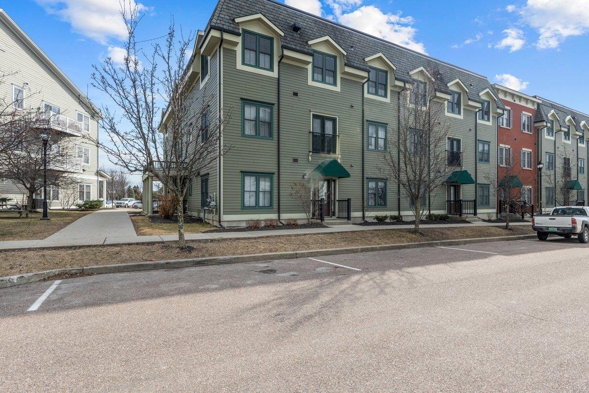 33 Naomi's Way, Unit 309 Colchester, VT 05446 - Photo 2 of 27