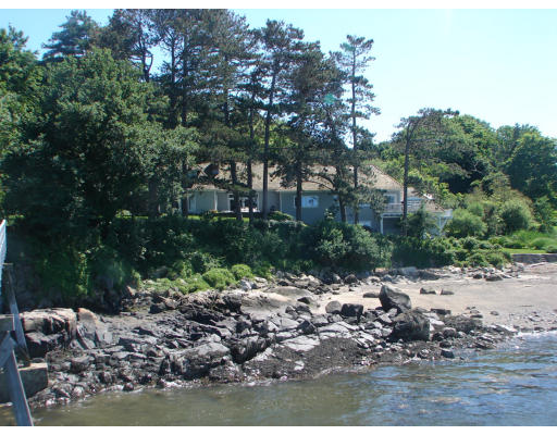 6 Corn Point Road Marblehead, MA 01945 - Photo 15 of 26