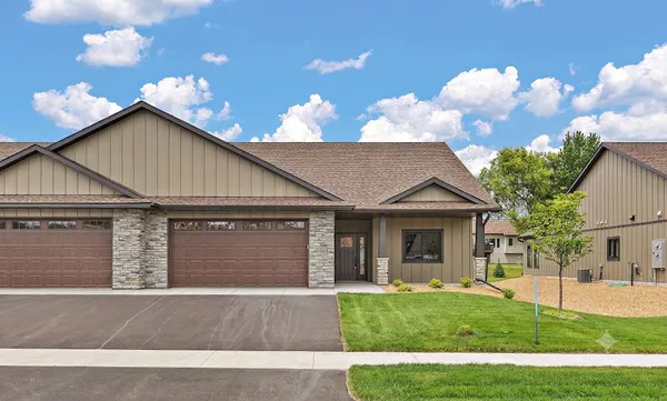 $510,100 | 1043 Legend Lane, River Falls, WI 54022