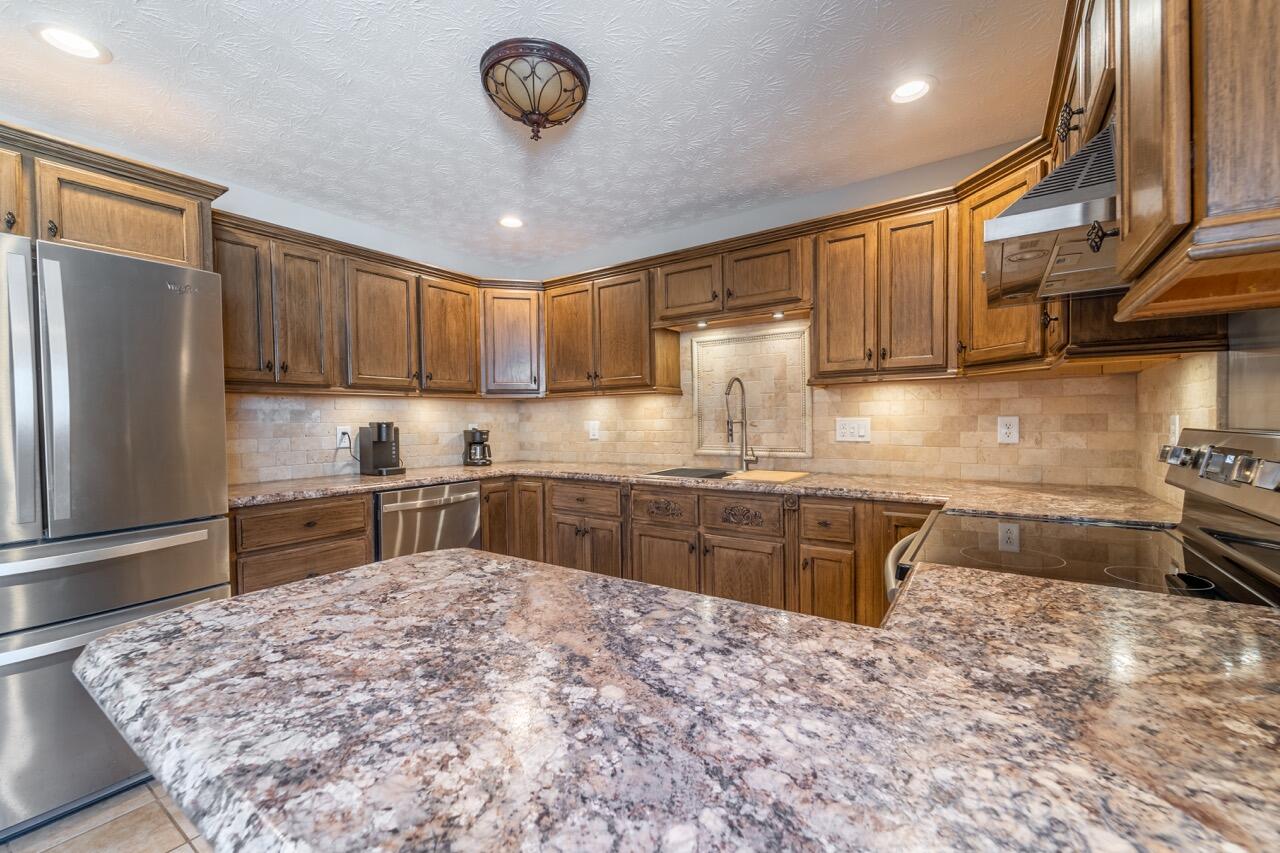 164 Log Cabin Road Berea, KY 40403 - Photo 24 of 37 164 Log Cabin Rd-24 Large
