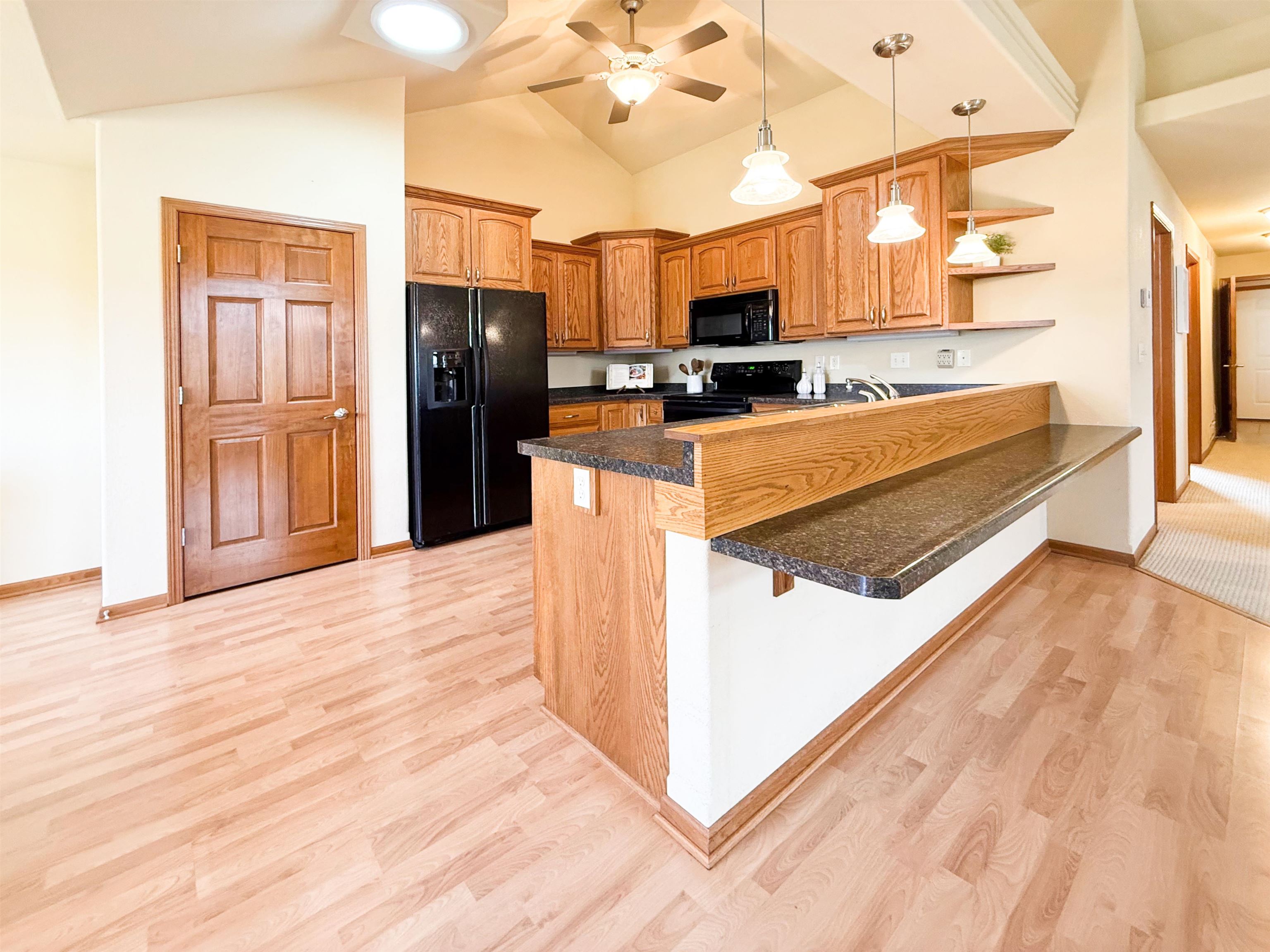128 Summit Court Columbus, WI 53925 - Photo 16 of 51