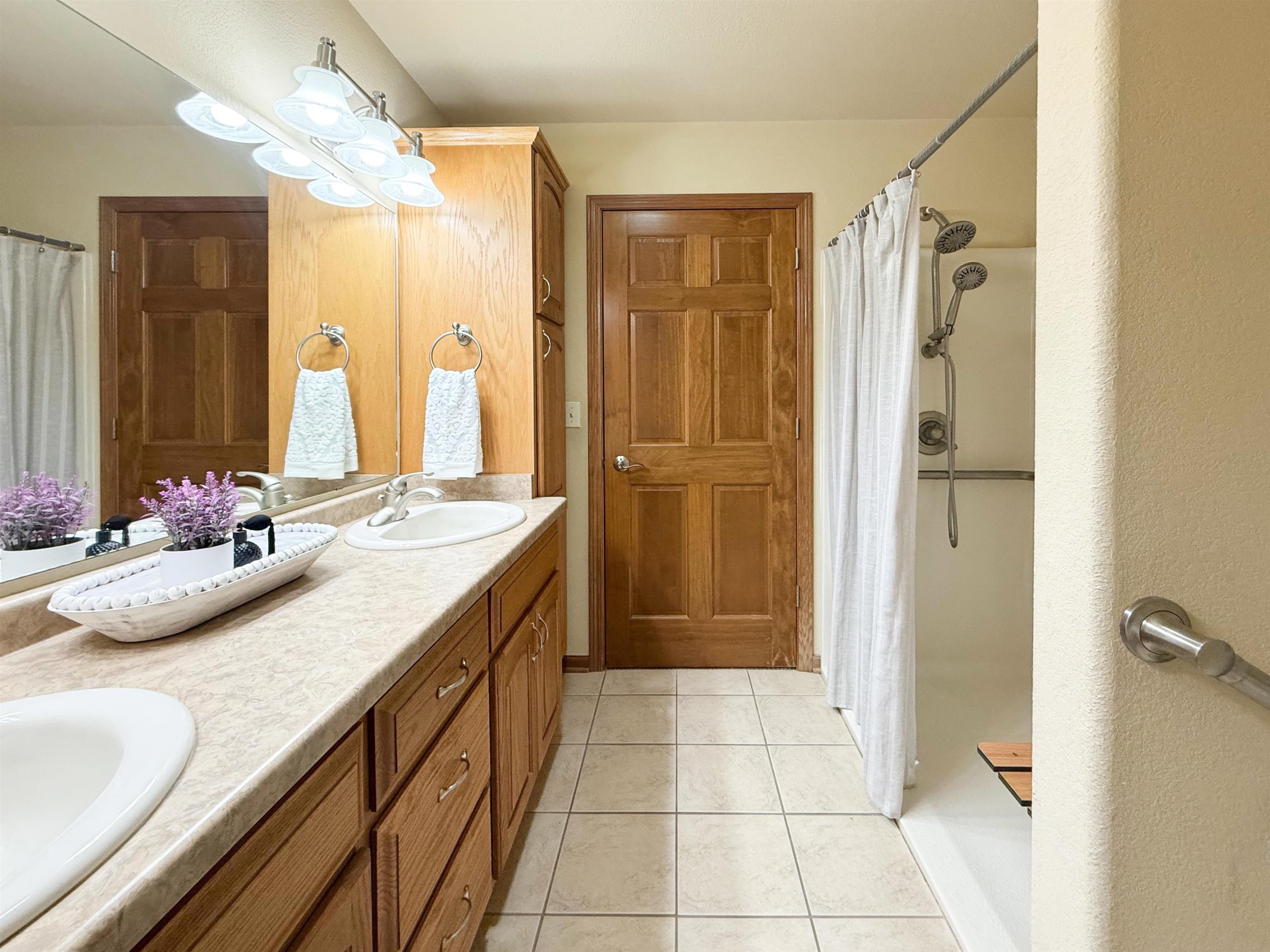 128 Summit Court Columbus, WI 53925 - Photo 27 of 51