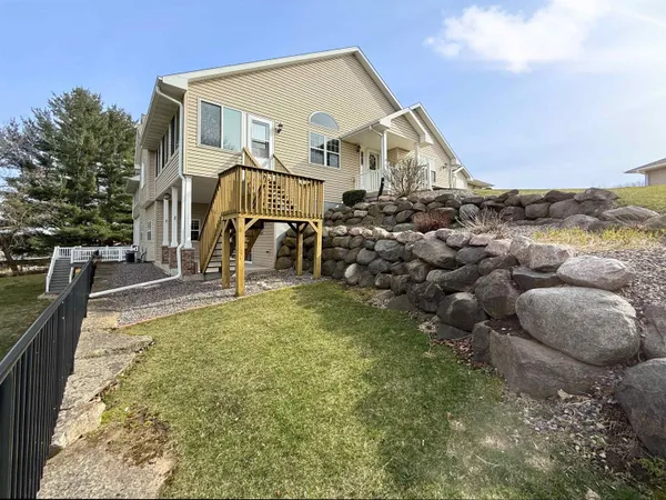 $420,000 | 128 Summit Court, Columbus, WI 53925