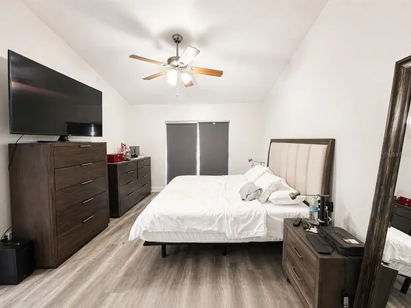 $2,800 | 1208 Tiger Wood Court, Valrico, FL 33596