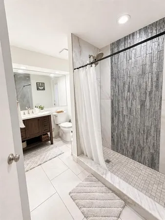 $2,800 | 1208 Tiger Wood Court, Valrico, FL 33596