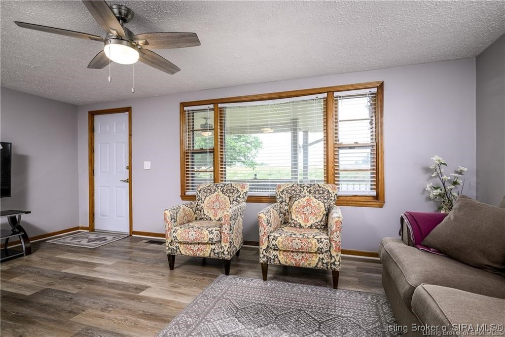 6515 Frank Ott Road Georgetown, IN 47122 - Photo 8 of 33